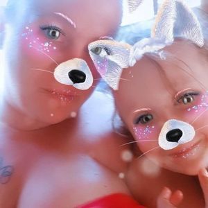 Meet your Posher, Candace